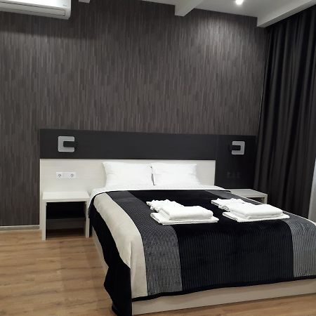 Iris Apartments Одеса Екстер'єр фото